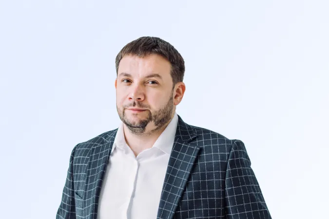 Денис Степаненко Основатель компании «После ДТП» автоэксперт, эксперт техник, оценщик ущерба, трассолог.